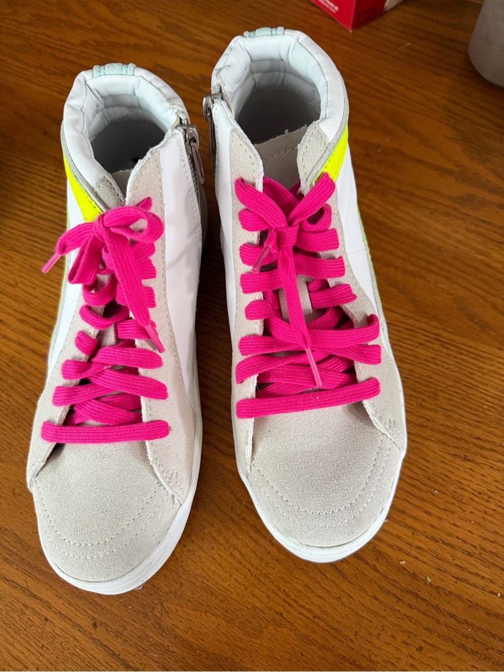 Justice Sport Girls White Sneakers with Neon Yellow Accent and Hot Pink Laces - Picture 4 of 5